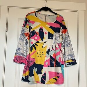 Nuggles Colorful Abstract Print Top